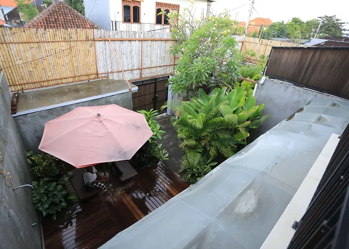 Nyoman Villa