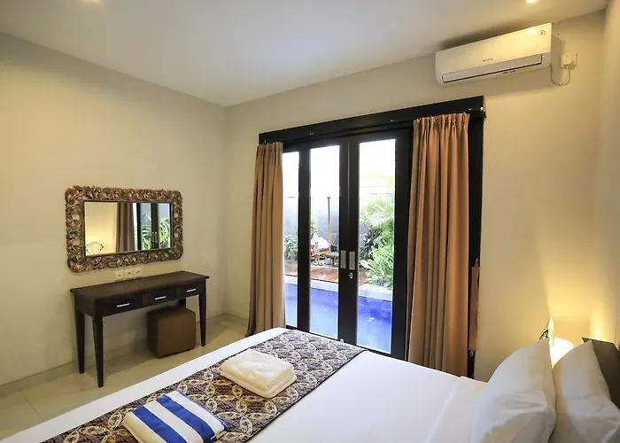 Nyoman Sanur (Bali)