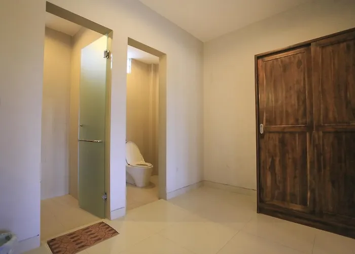 Nyoman Villa *